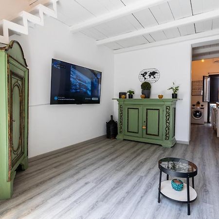 Elly Holiday House Palermo Eksteriør billede