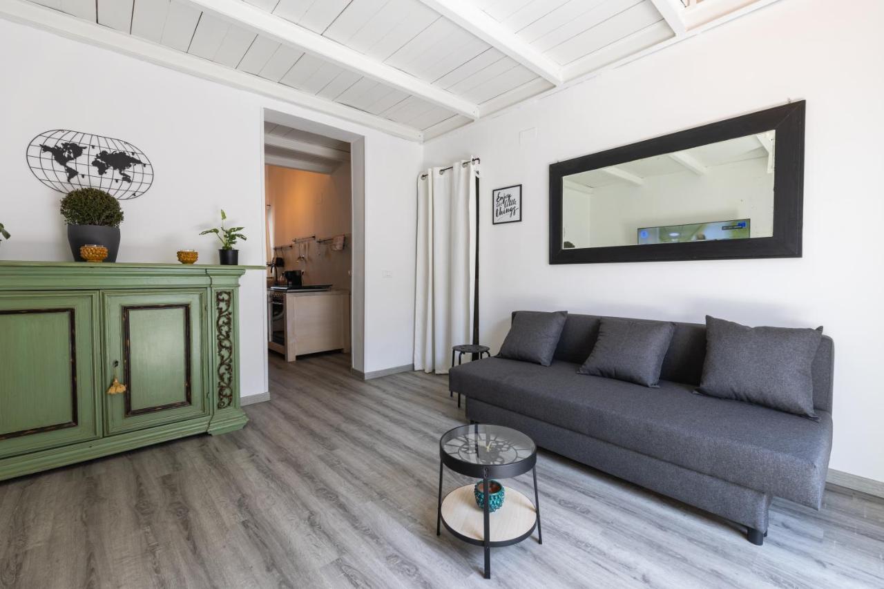 Elly Holiday House Palermo Eksteriør billede