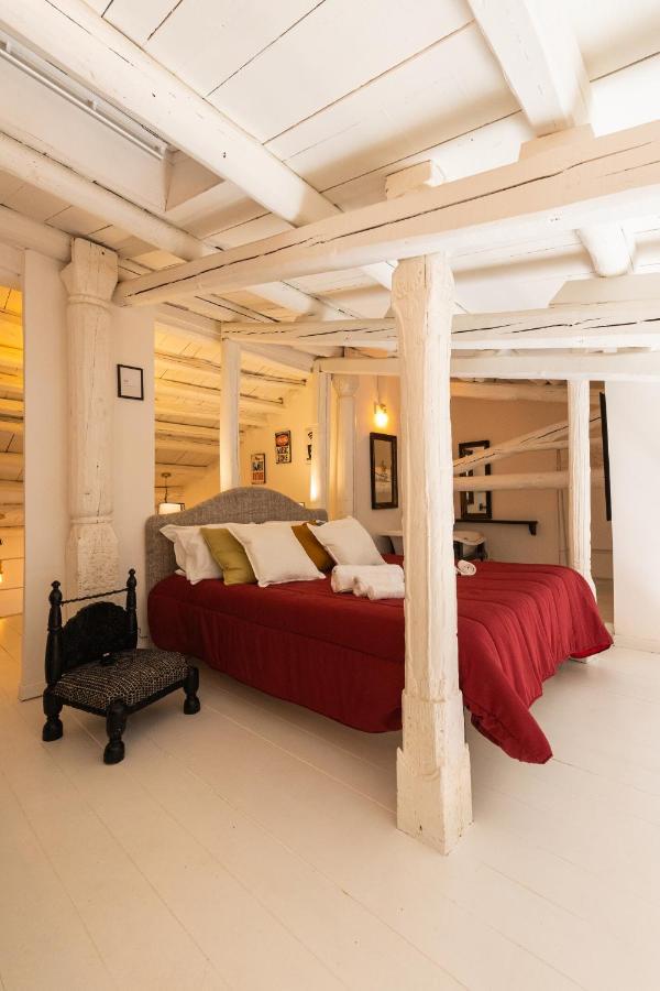 Elly Holiday House Palermo Eksteriør billede